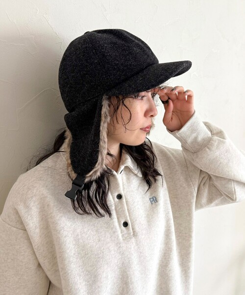 fredy emue（フレディエミュ）の「ファーツイードフライトキャップ（キャップ・レディース・ブラック/ブラウン・FREE）」の7枚目の写真