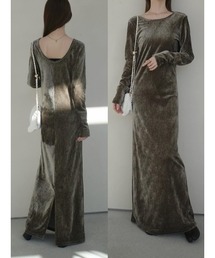 amel | ベルベットバックオープンドレス / カーキ(ワンピース)