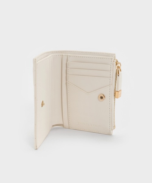 CHARLES & KEITH アルヴァ キルティング スモールウォレット Alva アルヴァ キルティングトップジップ スモールウォレット（財布