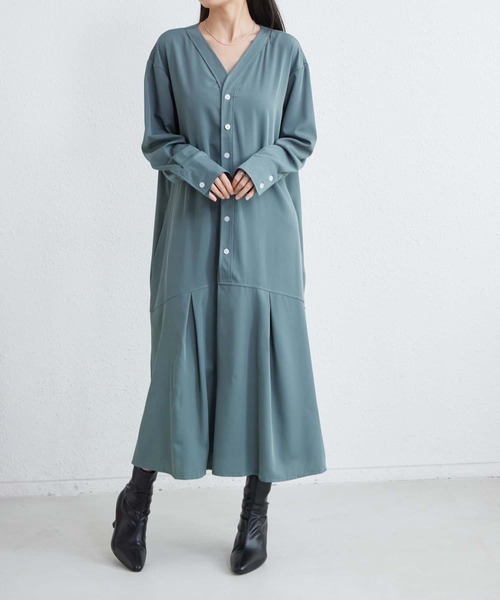MAISON DE THERESE（メゾン ド テレーズ）の「Vネックルーズシルエット長袖ボリュウーロングワンピース（ワンピース・レディース・ブラック/グリーン/ネイビー・FREE）」の4枚目の写真