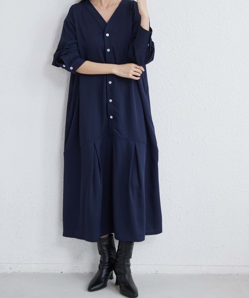 MAISON DE THERESE（メゾン ド テレーズ）の「Vネックルーズシルエット長袖ボリュウーロングワンピース（ワンピース・レディース・ブラック/グリーン/ネイビー・FREE）」の13枚目の写真