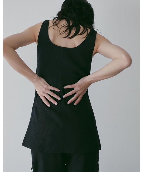 anuke（アンヌーク）の「Jacquard Square Tunic（タンクトップ・レディース・アイボリー/ネイビー・FREE）」の10枚目の写真