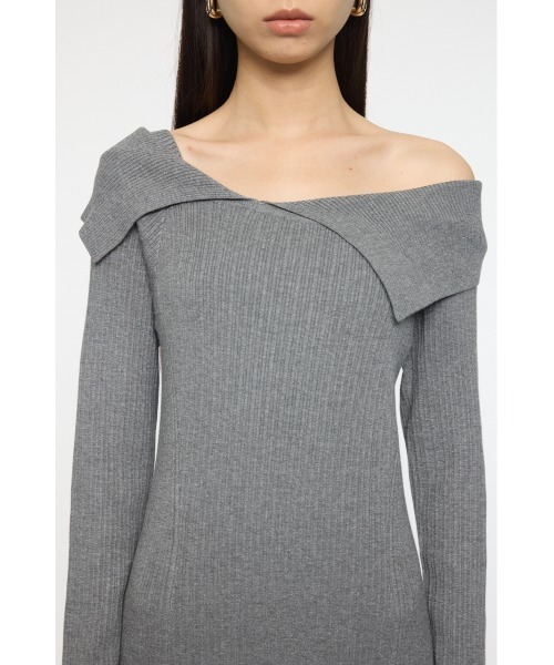 MOUSSY(マウジー)の「ASYMMETRY COLLAR ニットドレス(ワンピース・レディース・ネイビー/杢グレー/ブラック・2/1)」の8枚目の写真