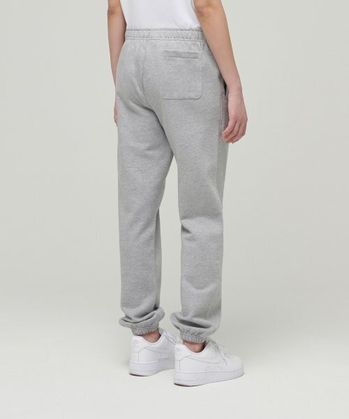 MUSINSA STANDARD WOMAN（ムシンサスタンダードウーマン）の「レディーススウェットパンツ[ミディアムグレー]（スウェットパンツ・レディース・その他・SMALL/MEDIUM/LARGE/X-SMALL）」の2枚目の写真