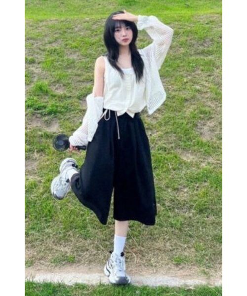 MUCENT(ムセント)の「男女共用バミューダスウェットパンツ7部パンツショートパンツ(ブラック、グレー)(その他パンツ・レディース・ブラック/グレー・FREE)」の21枚目の写真