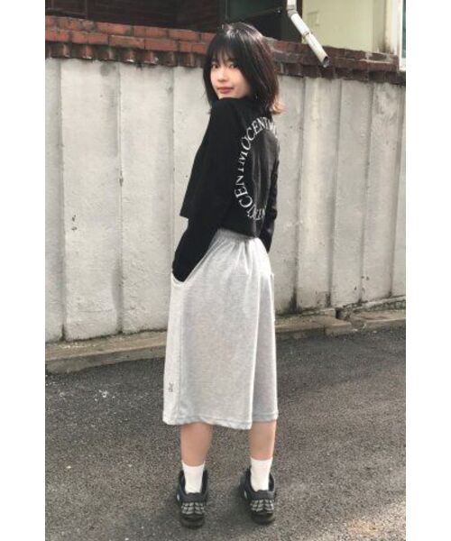MUCENT(ムセント)の「男女共用バミューダスウェットパンツ7部パンツショートパンツ(ブラック、グレー)(その他パンツ・レディース・ブラック/グレー・FREE)」の7枚目の写真