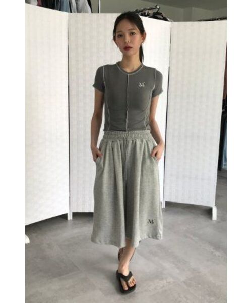 MUCENT(ムセント)の「男女共用バミューダスウェットパンツ7部パンツショートパンツ(ブラック、グレー)(その他パンツ・レディース・ブラック/グレー・FREE)」の3枚目の写真