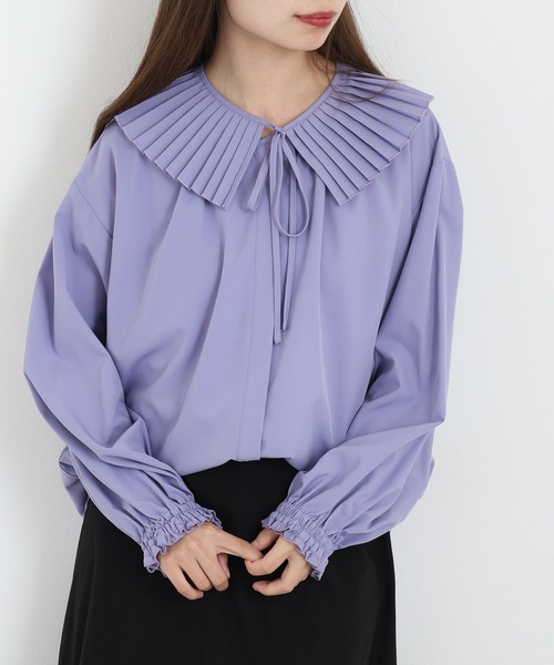 EGLANTINE(エグランティーヌ)の「EGLANTINE 衿プリーツ長袖ブラウス(シャツ/ブラウス・レディース・ラベンダー/ネイビー・40)」の16枚目の写真