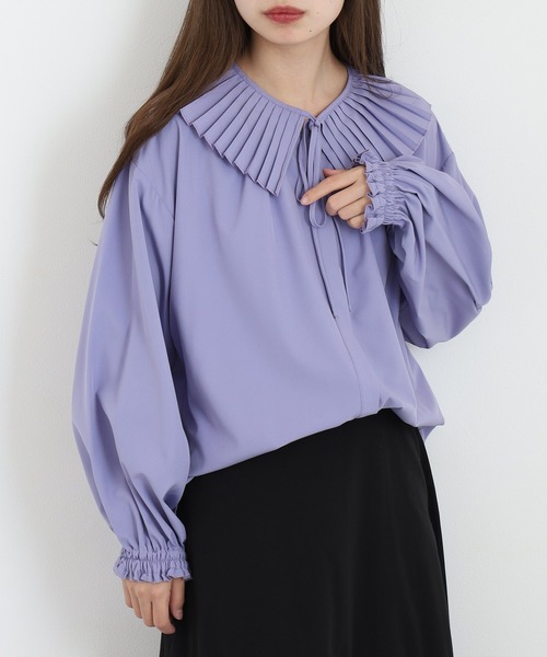EGLANTINE(エグランティーヌ)の「EGLANTINE 衿プリーツ長袖ブラウス(シャツ/ブラウス・レディース・ラベンダー/ネイビー・40)」の17枚目の写真