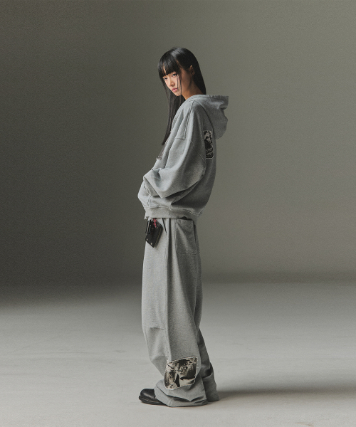 NOT4NERD（ノットフォーナード）の「Cemetery Patch Hood Zip Up
