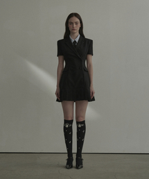 MAU SOLEUM（マウソレウム）の「Jenn pleated half-sleeve suit jacket dress - Black（ワンピース・レディース）」
