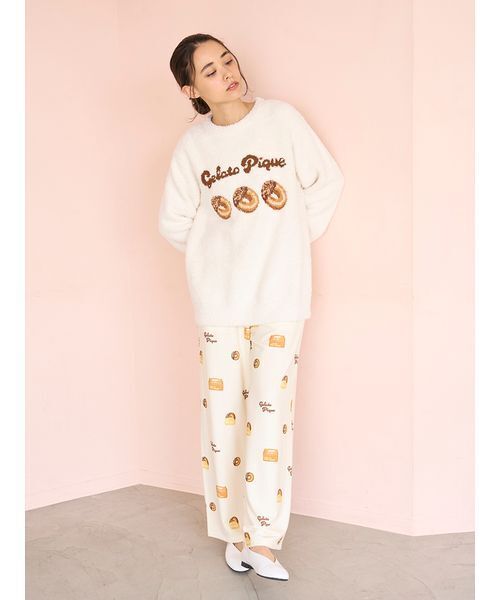 gelato pique（ジェラートピケ）の「ドーナツジャガードプルオーバー