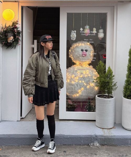 DEMARC(ドゥマーク)の「ブラックキャットステッチセミクロップ長袖Tシャツブラック(Tシャツ/カットソー・レディース・その他・MEDIUM/LARGE)」の20枚目の写真
