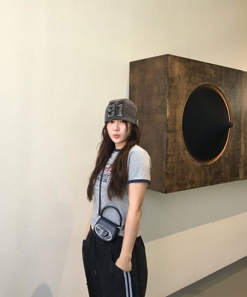 SLOW RECORD HOUSE（スローレコードハウス）の「サイドトラックデニムパンツ_ブラック（デニムパンツ・レディース・その他・MEDIUM/LARGE）」の8枚目の写真