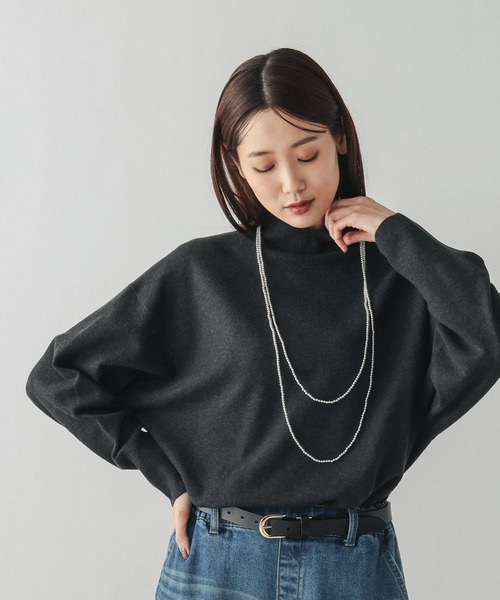 GLOBAL WORK（グローバルワーク）の「フワフワHugmeハイネックチュニック/581165（ニット/セーター・レディース・チャコールグレー/グレー/ダークブラウン/ライトグリーン/ライトベージュ/ブラック・MEDIUM/LARGE）」の3枚目の写真