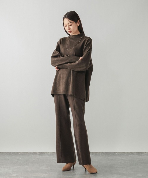 GLOBAL WORK（グローバルワーク）の「フワフワHugmeハイネックチュニック/581165（ニット/セーター・レディース・チャコールグレー/グレー/ダークブラウン/ライトグリーン/ライトベージュ/ブラック・MEDIUM/LARGE）」の19枚目の写真