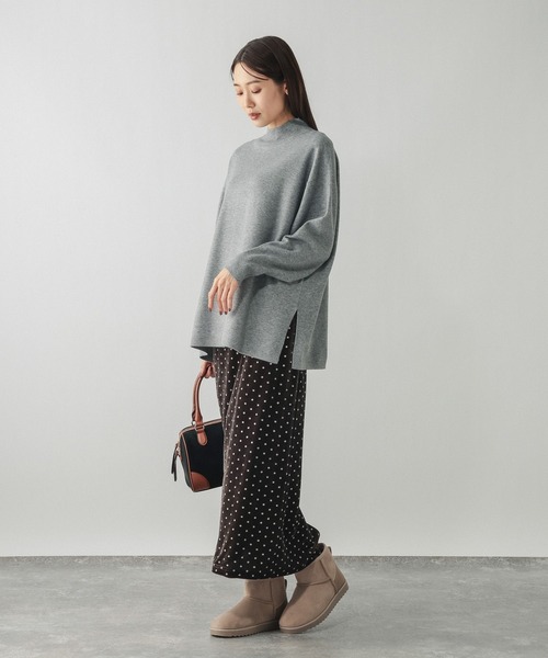 GLOBAL WORK（グローバルワーク）の「フワフワHugmeハイネックチュニック/581165（ニット/セーター・レディース・チャコールグレー/グレー/ダークブラウン/ライトグリーン/ライトベージュ/ブラック・MEDIUM/LARGE）」の15枚目の写真