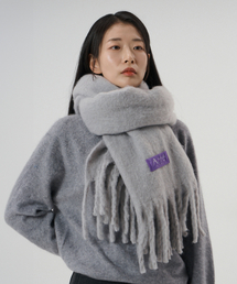 AHRE（アフレ）の「Boucle Oversize Brush Bold Muffler_GREY（マフラー）」