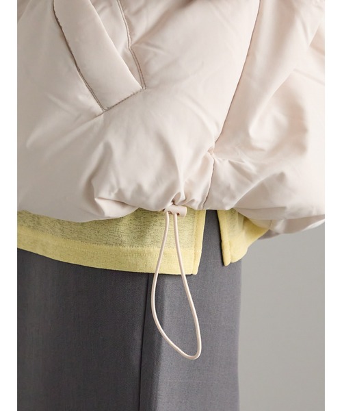 Samansa Mos2（サマンサ モスモス）の「【ZOZO限定】スタンドフードフェイクダウン（ブルゾン・レディース・ブラック/キナリ・F）」の18枚目の写真