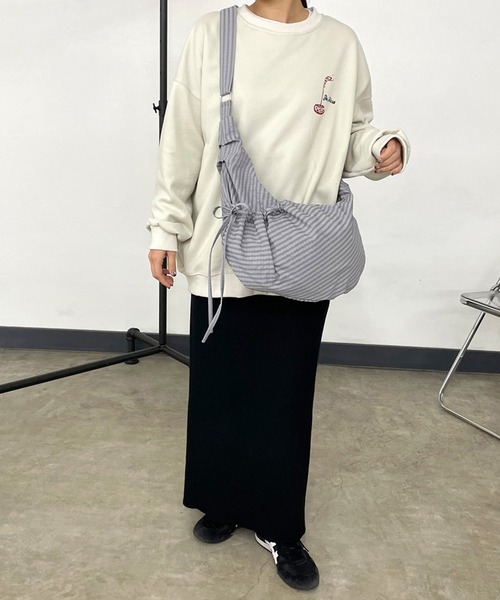 CRB（シーアールビー）の「ドロストチェック柄ショルダーバッグ（ショルダーバッグ・レディース・グレー/ブラック/グリーン・F）」の7枚目の写真