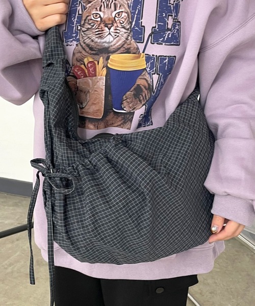 CRB（シーアールビー）の「ドロストチェック柄ショルダーバッグ（ショルダーバッグ・レディース・グレー/ブラック/グリーン・F）」の15枚目の写真