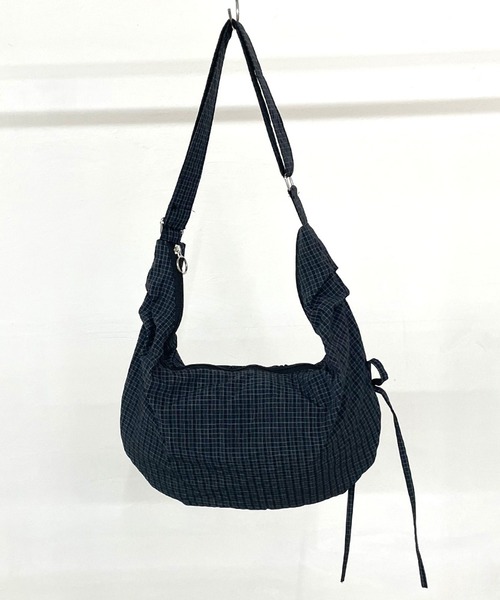 CRB（シーアールビー）の「ドロストチェック柄ショルダーバッグ（ショルダーバッグ・レディース・グレー/ブラック/グリーン・F）」の21枚目の写真