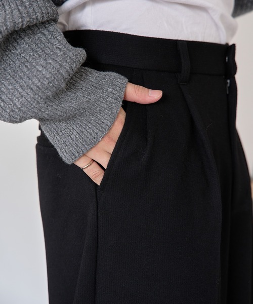 epnok(エプノック)の「ウール混セミワイドストレートスラックス(スラックス・メンズ・ブラック・SMALL/MEDIUM/LARGE)」の11枚目の写真