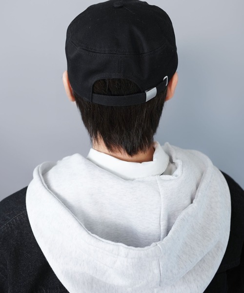 SPINNS(スピンズ)の「ピルボックスキャップ/スター/刺繍ロゴ/ユニセックス(キャップ・メンズ・ブラック/ワイン・ONESIZE)」の6枚目の写真