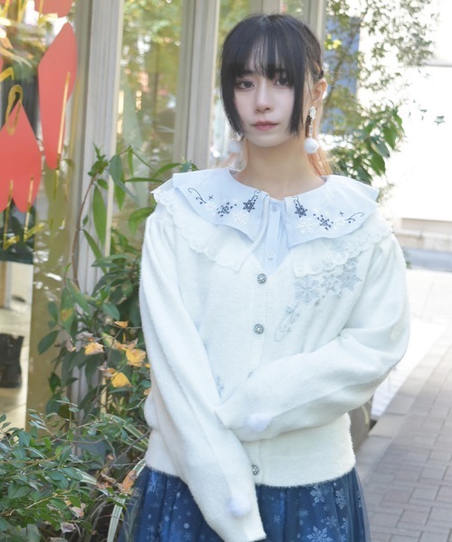 axes femme（アクシーズファム）の「スノー・ローズ刺繍カーディガン（カーディガン/ボレロ・レディース・ホワイト/ラベンダー/サックスブルー・FREE）」の20枚目の写真