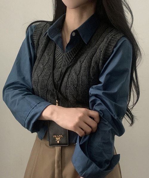 SallyLunn(サリーラン)の「クロップドカラーシャツ(シャツ/ブラウス・レディース・ホワイト/ネイビー/イエロー/スミクロ・MEDIUM/LARGE)」の10枚目の写真