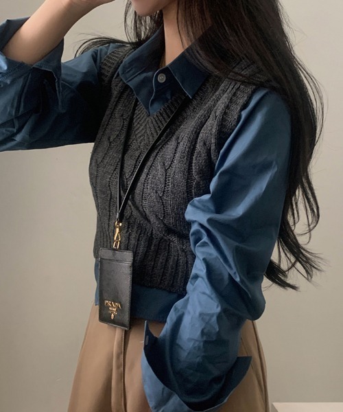 SallyLunn(サリーラン)の「クロップドカラーシャツ(シャツ/ブラウス・レディース・ホワイト/ネイビー/イエロー/スミクロ・MEDIUM/LARGE)」の11枚目の写真