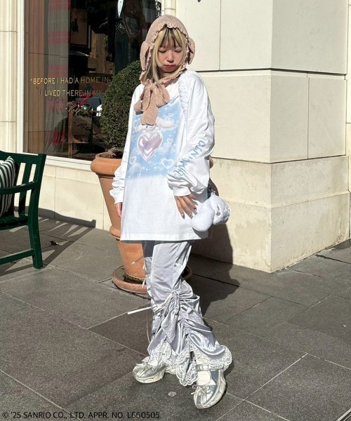 Candy Stripper(キャンディストリッパー)の「【CINNAMOROLL】BALLOON HEART L/S Tシャツ(Tシャツ/カットソー・レディース・ブルー系その他2/オフホワイト・FREE)」の12枚目の写真