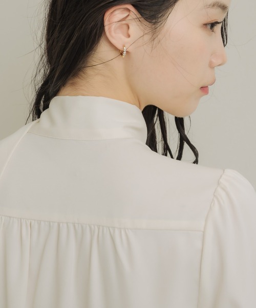 NEUNA（ヌナ）の「フロントタイブラウス（シャツ/ブラウス・レディース・ワインレッド/アイボリー/ネイビー・FREE）」の14枚目の写真