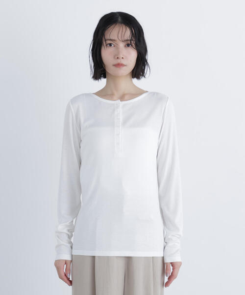 N.(N. Natural Beauty Basic)(エヌエヌナチュラルビューティーベーシック)の「ヘンリーネックカットソー(Tシャツ/カットソー・レディース・オフホワイト/グレー/ベビーピンク・フリ-)」の17枚目の写真