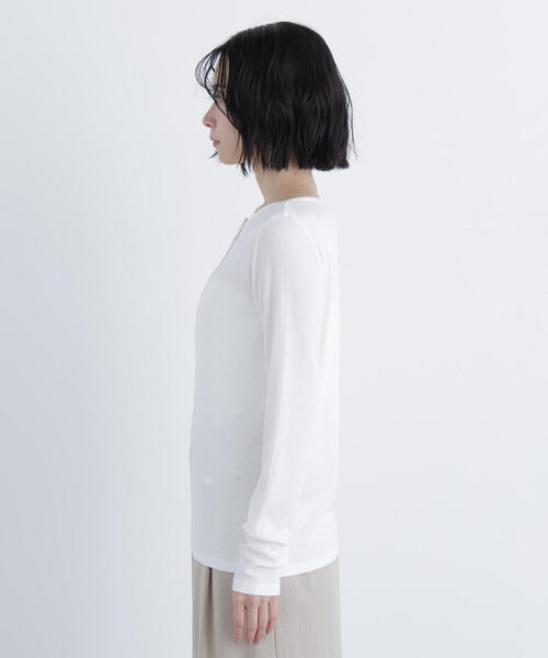N.(N. Natural Beauty Basic)(エヌエヌナチュラルビューティーベーシック)の「ヘンリーネックカットソー(Tシャツ/カットソー・レディース・オフホワイト/グレー/ベビーピンク・フリ-)」の18枚目の写真