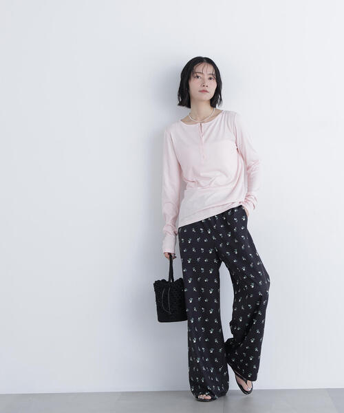 N.（N. Natural Beauty Basic）（エヌエヌナチュラルビューティーベーシック）の「ヘンリーネックカットソー（Tシャツ/カットソー・レディース・ベビーピンク/グレー/オフホワイト・ﾌﾘ-）」の5枚目の写真