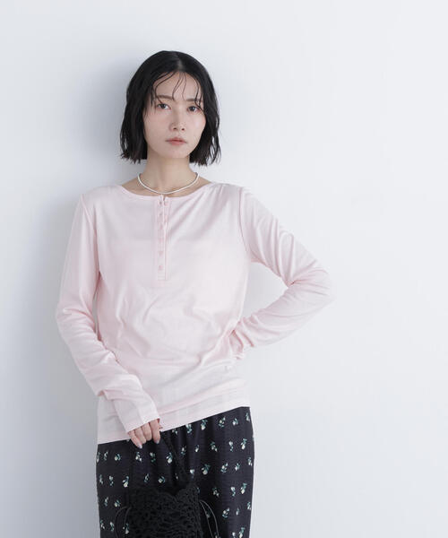 N.（N. Natural Beauty Basic）（エヌエヌナチュラルビューティーベーシック）の「ヘンリーネックカットソー（Tシャツ/カットソー・レディース・ベビーピンク/グレー/オフホワイト・ﾌﾘ-）」の6枚目の写真