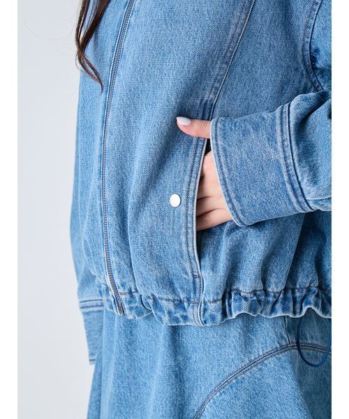 LILY BROWN（リリーブラウン）の「バルーンジップブルゾン（ブルゾン・レディース・ブラック/ボルドー/ブルー・F）」の15枚目の写真