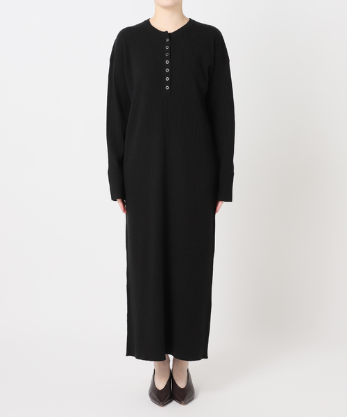 JOURNAL STANDARD relume（ジャーナルスタンダード　レリューム）の「《WEB限定追加》【MULTI FUNC+】ヘンリーネックニットワンピース（ワンピース・レディース・ブラック/ブラウン・FREE）」の21枚目の写真
