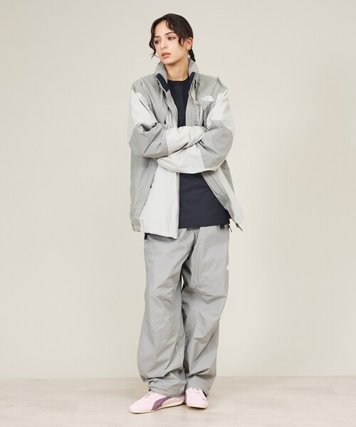 THE NORTH FACE(ザノースフェイス)の「【THE NORTH FACE / ザ・ノース・フェイス】 CHIMNEY WIND JACKET NP22650 / チムニ― ウィンド ジャケット/ユニセックス(ブルゾン・メンズ・ブラック/ブラック系その他/グレー系その他・M/L/XL)」の17枚目の写真