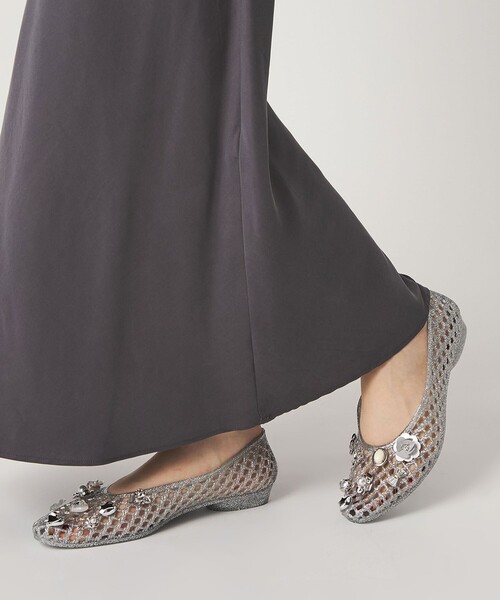 ODETTE E ODILE（オデットエオディール）の「＜HEAVENLY JELLY＞ RNDBIJ Jelly FLT（パンプス・レディース・シルバー/ブラック・38/35/36/37/39）」の4枚目の写真