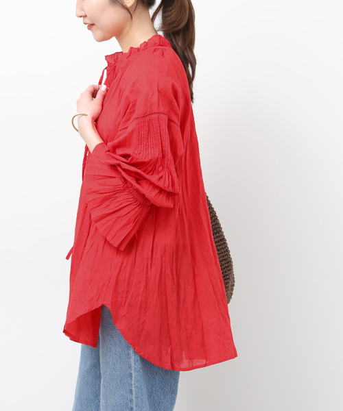 JOURNAL STANDARD relume（ジャーナルスタンダード　レリューム）の「［26SS新作］コットンボイルクリンクルタックフリルプルオーバー（シャツ/ブラウス・レディース・ホワイト/レッド/ブラック/イエロー系その他・FREE）」の10枚目の写真