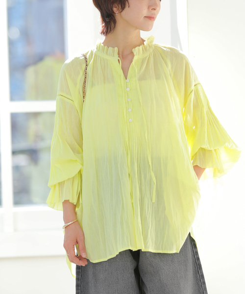 JOURNAL STANDARD relume（ジャーナルスタンダード　レリューム）の「［26SS新作］コットンボイルクリンクルタックフリルプルオーバー（シャツ/ブラウス・レディース・ホワイト/レッド/ブラック/イエロー系その他・FREE）」の17枚目の写真