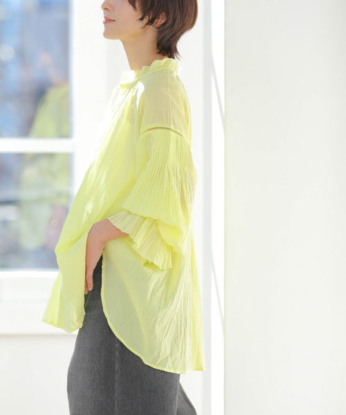 JOURNAL STANDARD relume（ジャーナルスタンダード　レリューム）の「［26SS新作］コットンボイルクリンクルタックフリルプルオーバー（シャツ/ブラウス・レディース・ホワイト/レッド/ブラック/イエロー系その他・FREE）」の19枚目の写真