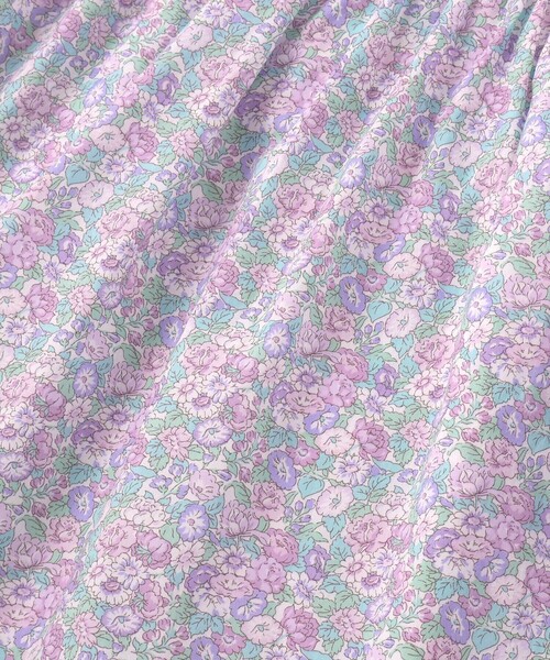 Tartine et Chocolat（タルティーヌエショコラ）の「【日本製】【お揃い】リバティ(leontyne dream)プリントタナローン花柄スモッキングワンピース（ワンピース・キッズ・ブルー系その他/パープル系その他・130cm/110cm/120cm）」の13枚目の写真