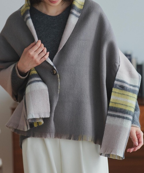 macocca(マコッカ)の「シルケットウール カシミヤ混 リバーシブル 3WAY ポンチョ(ストール/ショール・レディース・グレイッシュベージュ/グレー/パープル/ピンク/ワインレッド・FREE)」の17枚目の写真