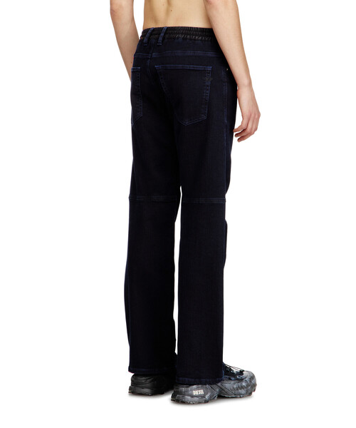 DIESEL(ディーゼル)の「メンズ デニムパンツ ジョグジーンズ 2080 D-REEL-D JOGG(デニムパンツ・メンズ・ブラック系その他・32inch/28inch/30inch)」の2枚目の写真