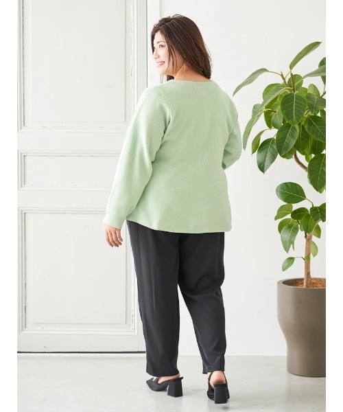Re-J&SUPURE(リジェイアンドスプル)の「【大きいサイズ】【Sasaki Mikiコラボ】ペプラムスポンディッシュニットカーディガン(カーディガン/ボレロ・レディース・ライトグリーン/ダークグレー・XXXX-LARGE/XXX-LARGE/XX-LARGE)」の9枚目の写真