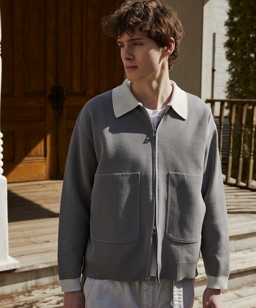 PUBLIC TOKYO(パブリックトウキョウ)の「ジップビッグポケットポロカーデ /カーディガン/洗濯機洗い/春服/ブルゾン(カーディガン/ボレロ・メンズ・ブラック/グレー・1/2)」の1枚目の写真