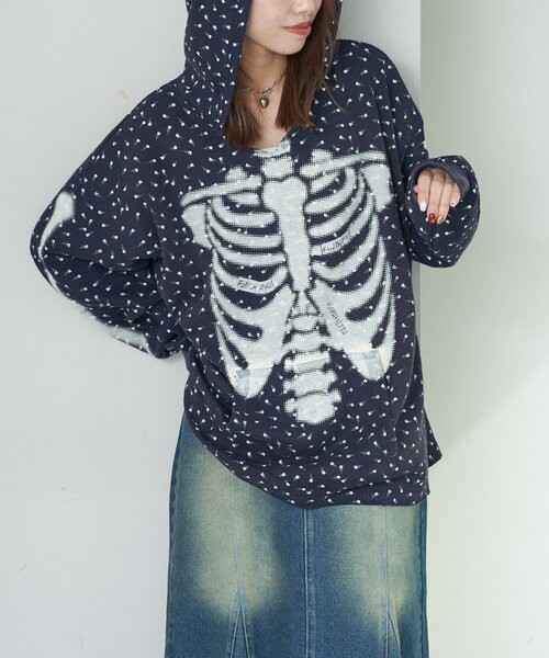 RePRODUCTION LABEL（リプロダクションレーベル）の「【RePRODUCTION LABEL / リプロダクションレーベル】スキッパーフェードフラワーサーマル（Tシャツ/カットソー・レディース・ネイビー/グレー・FREE）」の8枚目の写真